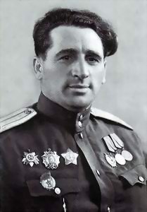 дважды кавалер ордена Александра Невского полковник Давиденко В.Ф.