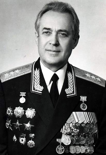 генерал-полковник Лебедев В.Я.