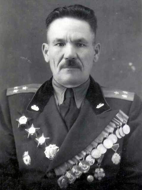 Кавалер ордена Александра Невского гвардии полковник Воронов И.Я.