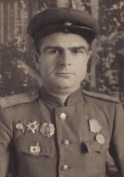 Кавалер ордена Александра Невского гвардии старший лейтенант Шелудченко В.Р.