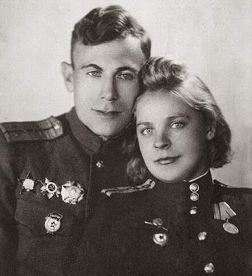 фото на память с супругой, Верой Иосифовной Дмитриевой