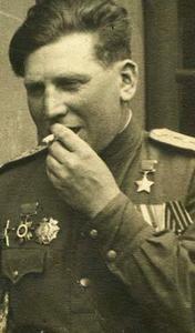 Герой Советского Союза капитан Березовский Е.М.